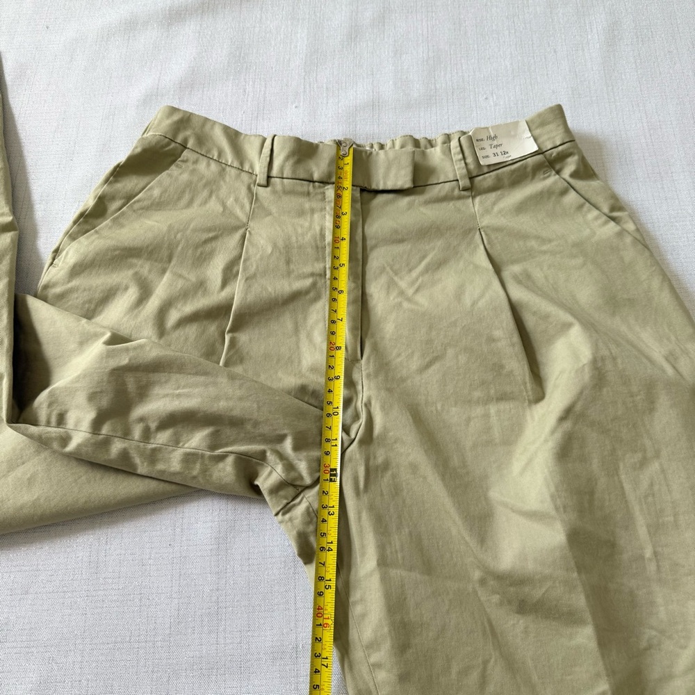 Abercrombie & Fitch Olive Green High-Waisted Pants - Picture 6 of 10